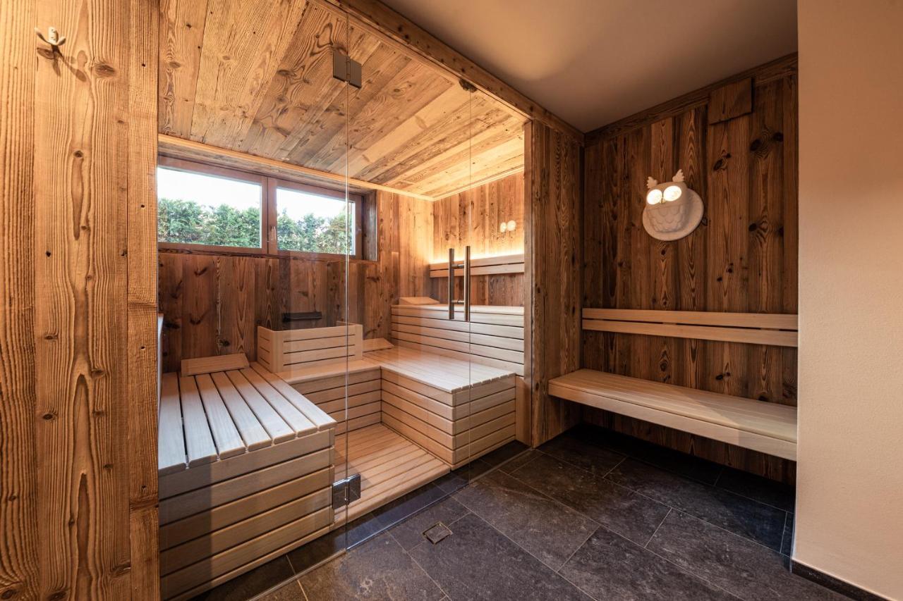 B&B Boutiquehotel Clara Brunico Bagian luar foto