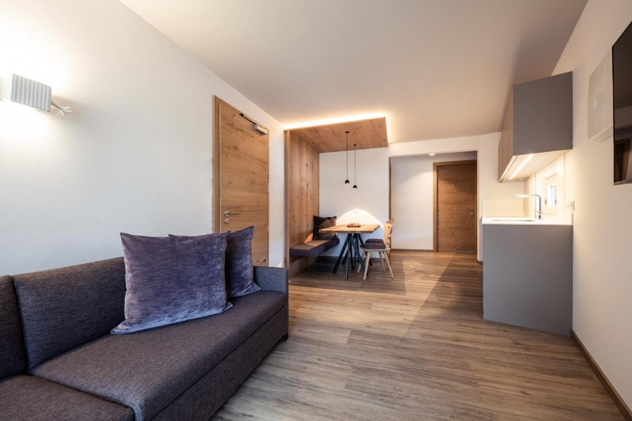 B&B Boutiquehotel Clara Brunico Ruang foto