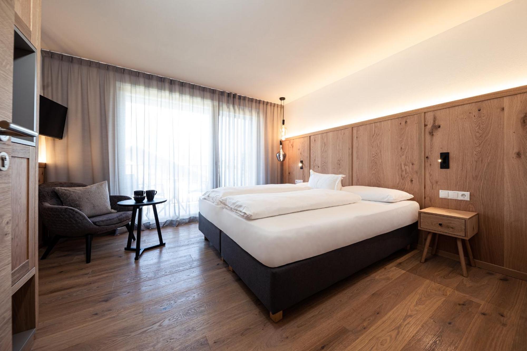 B&B Boutiquehotel Clara Brunico Ruang foto